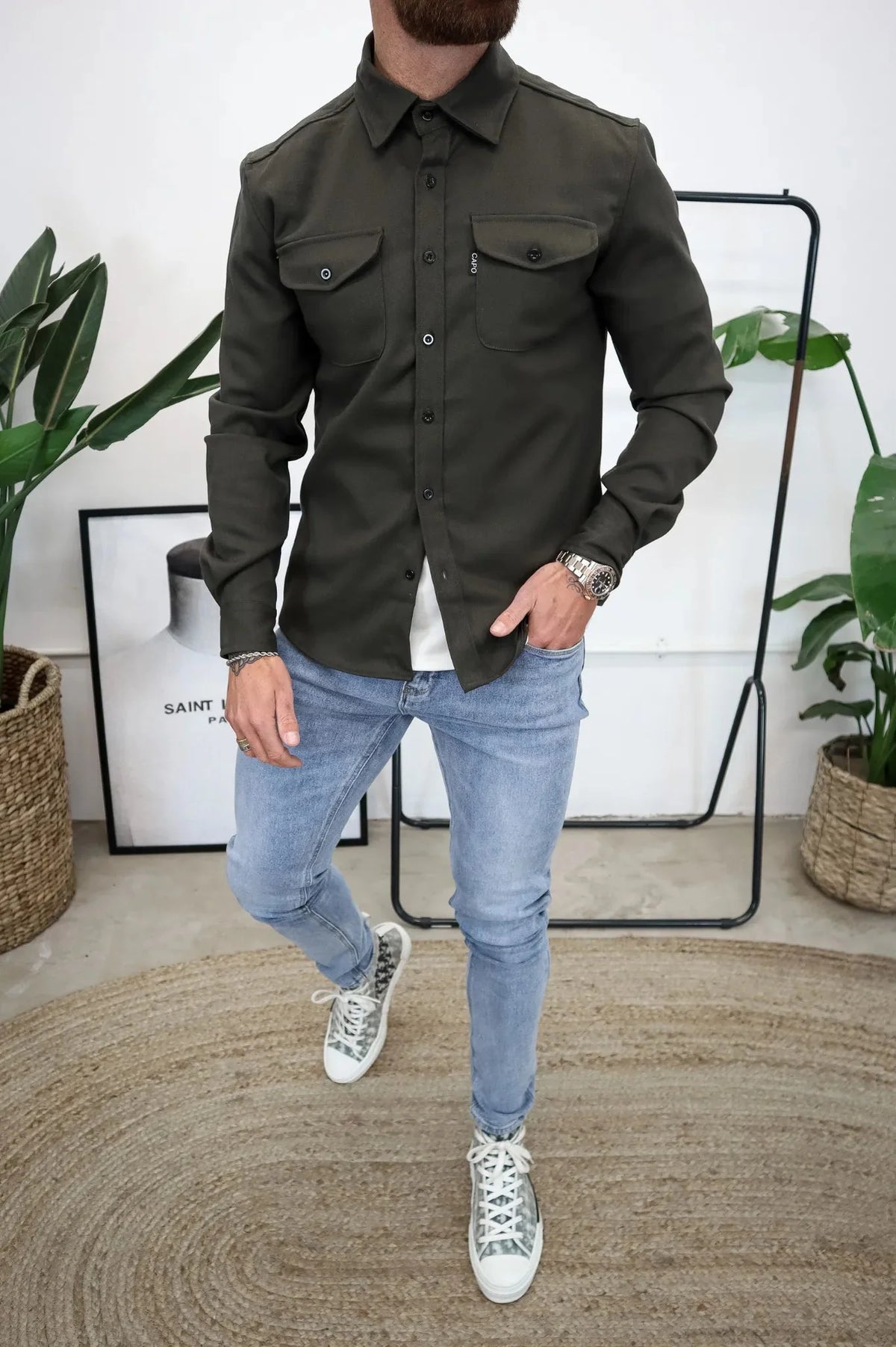 Leichte Hemdjacke mit Brusttaschen und Knopfleiste