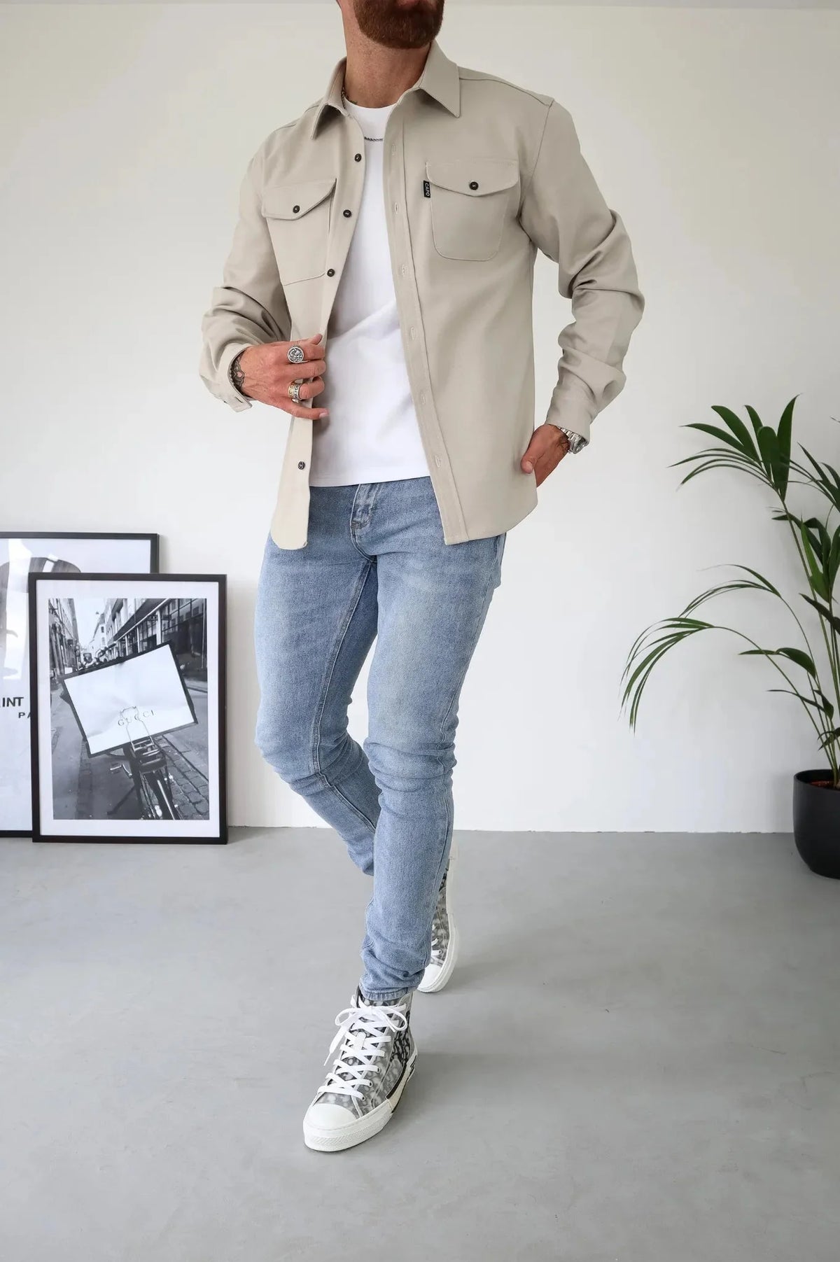 Leichte Hemdjacke mit Brusttaschen und Knopfleiste