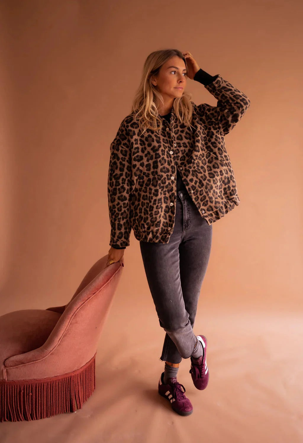 Damen Bomberjacke mit Leopardenmuster und Druckknöpfen