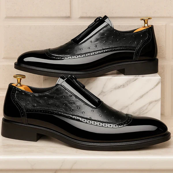 Herren Oxford Schuhe in Strauss-Optik mit Lackdetails