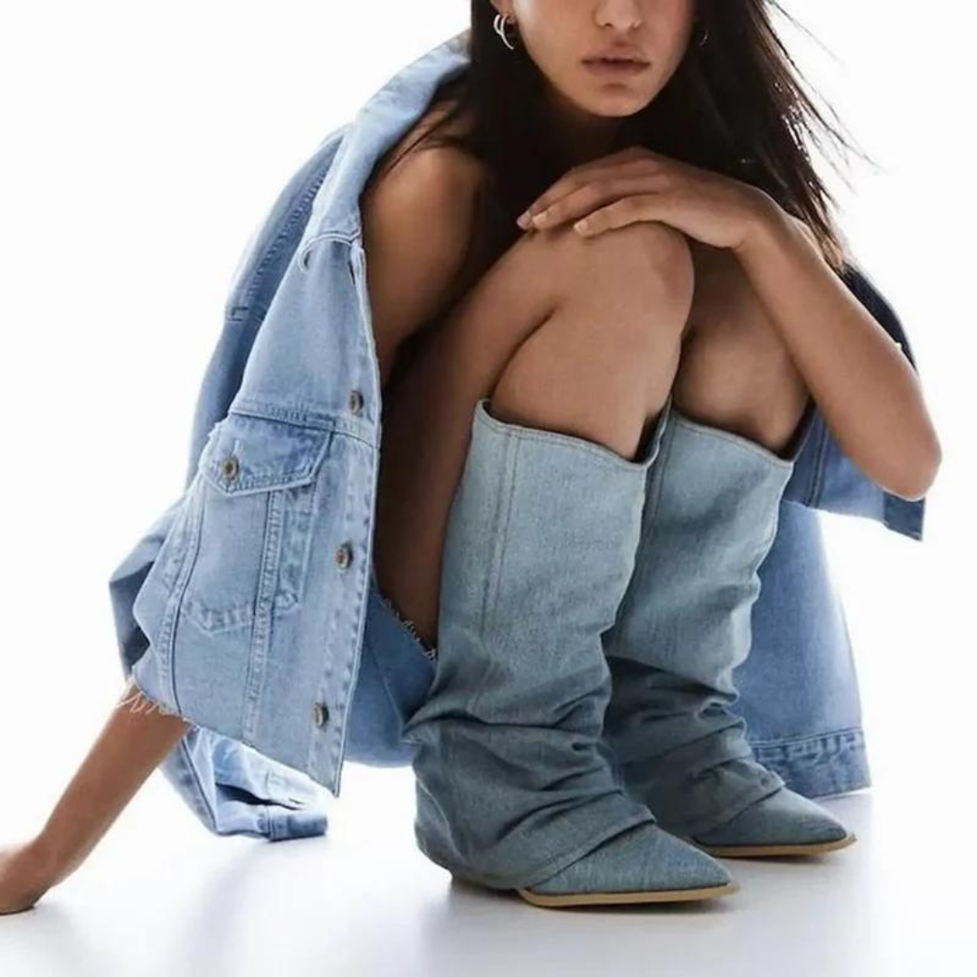 Hohe Damen Plissee Stiefel mit spitzer Zehe und Blockabsatz