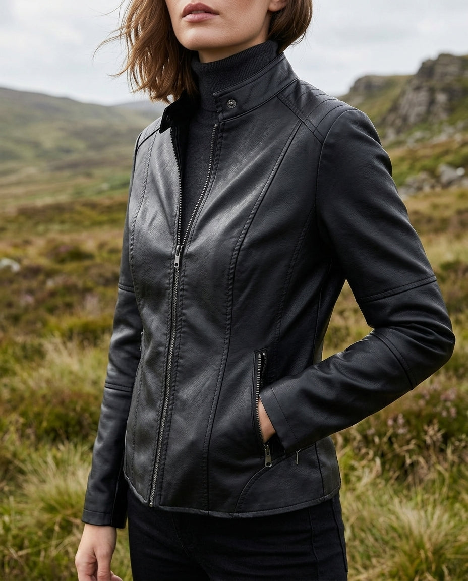 Veste courte en similicuir avec détails zippés