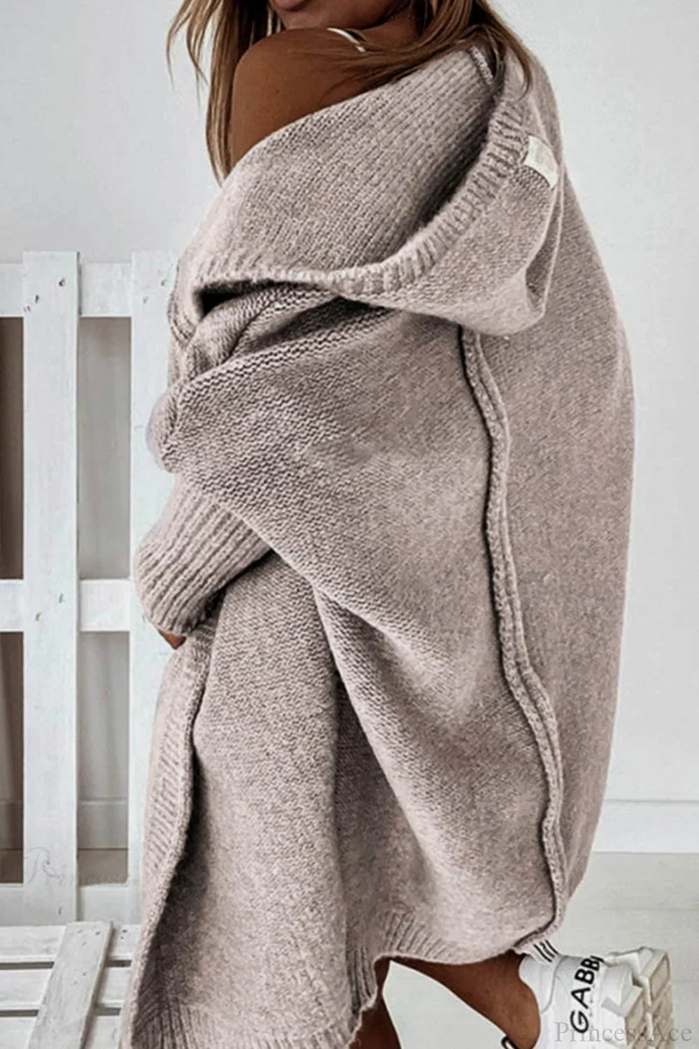 Strickjacke mit Colourblock-Design und Reverskragen