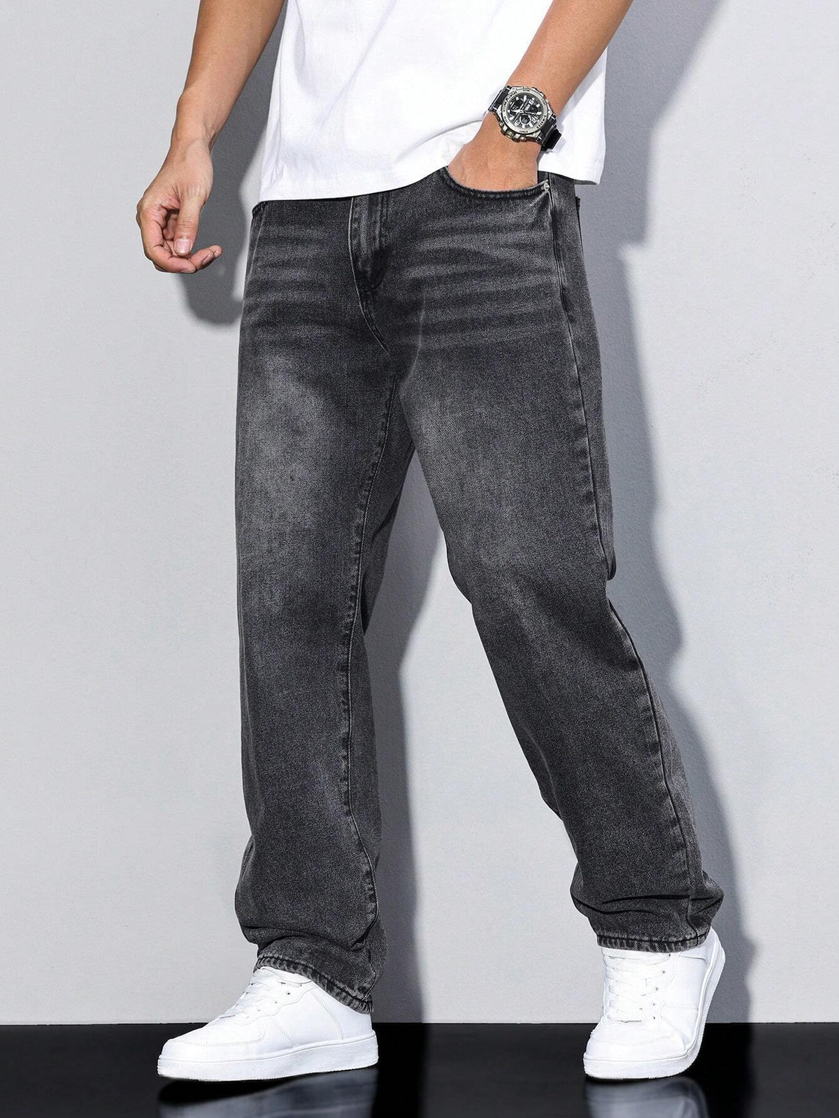 Lockere Herren Jeans Einfarbig mit Geradem Bein