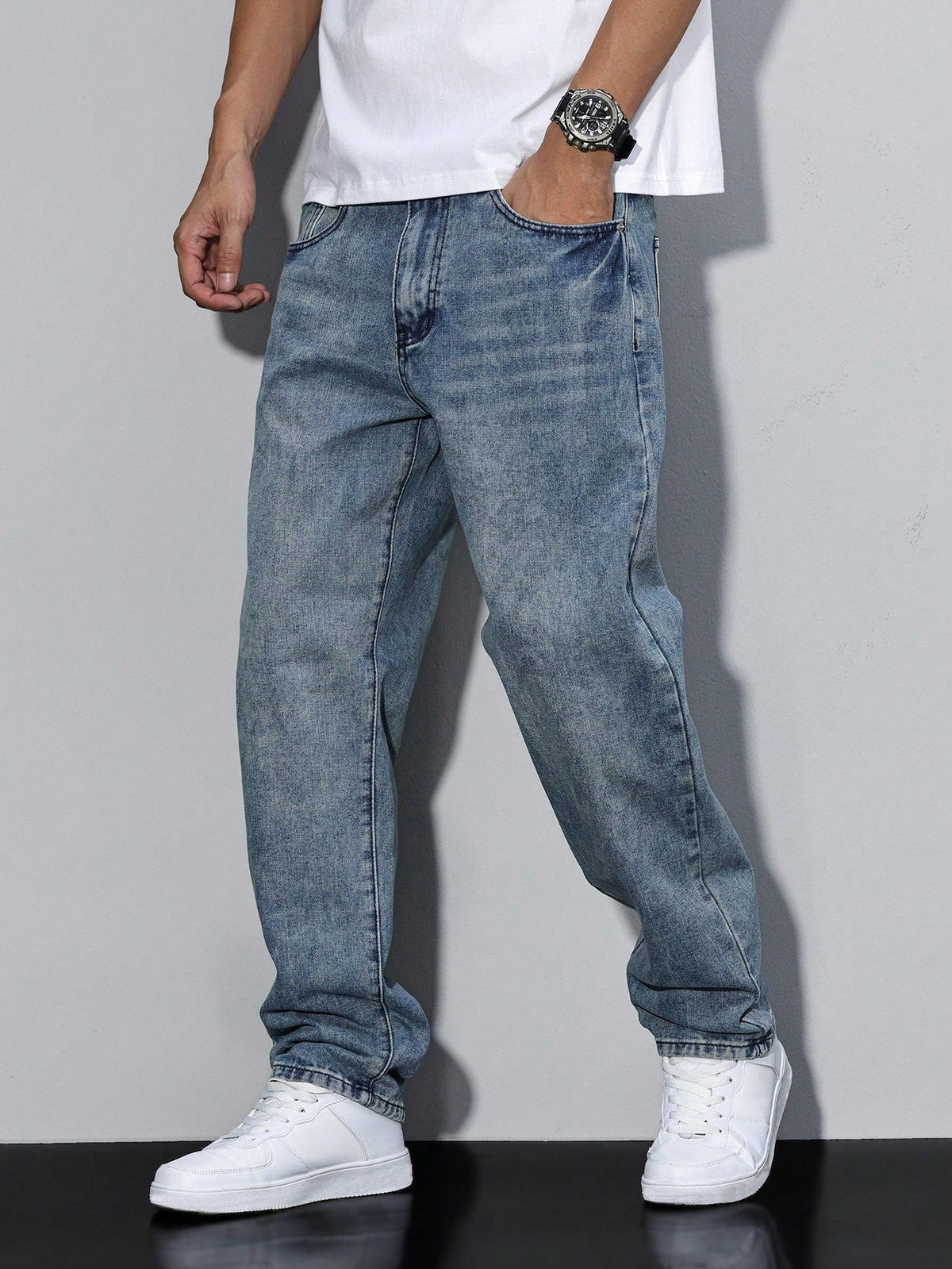 Lockere Herren Jeans Einfarbig mit Geradem Bein