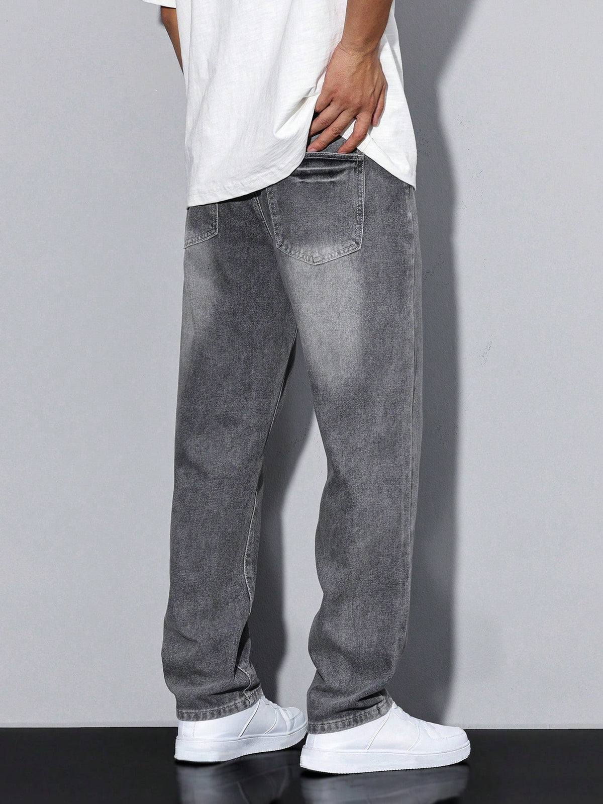 Lockere Herren Jeans Einfarbig mit Geradem Bein