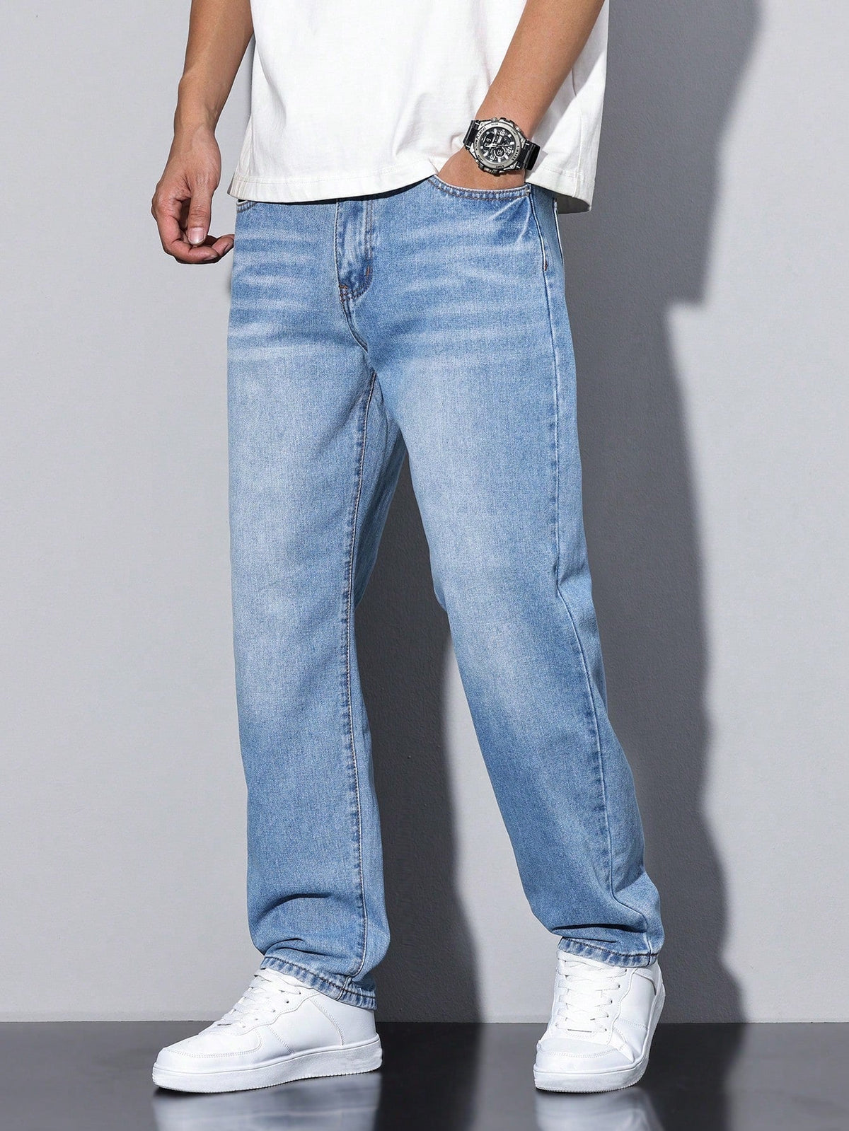 Lockere Herren Jeans Einfarbig mit Geradem Bein