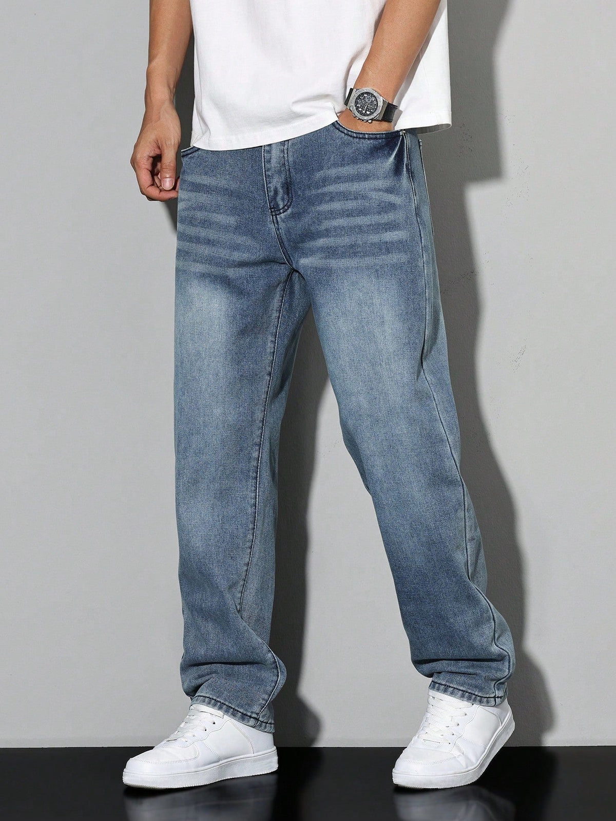 Lockere Herren Jeans Einfarbig mit Geradem Bein