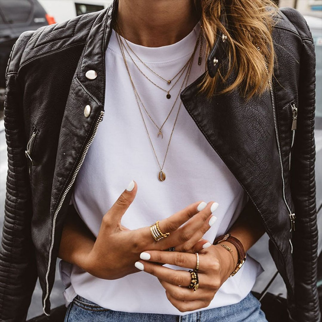 Taillierte Damen Bikerjacke mit Stehkragen
