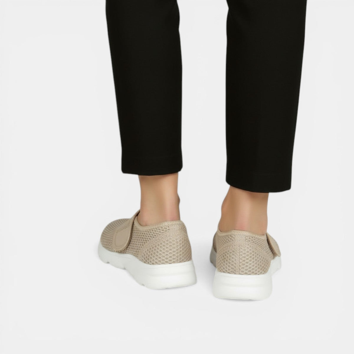 Ultraleichte atmungsaktive orthopädische Damen Walkingschuhe