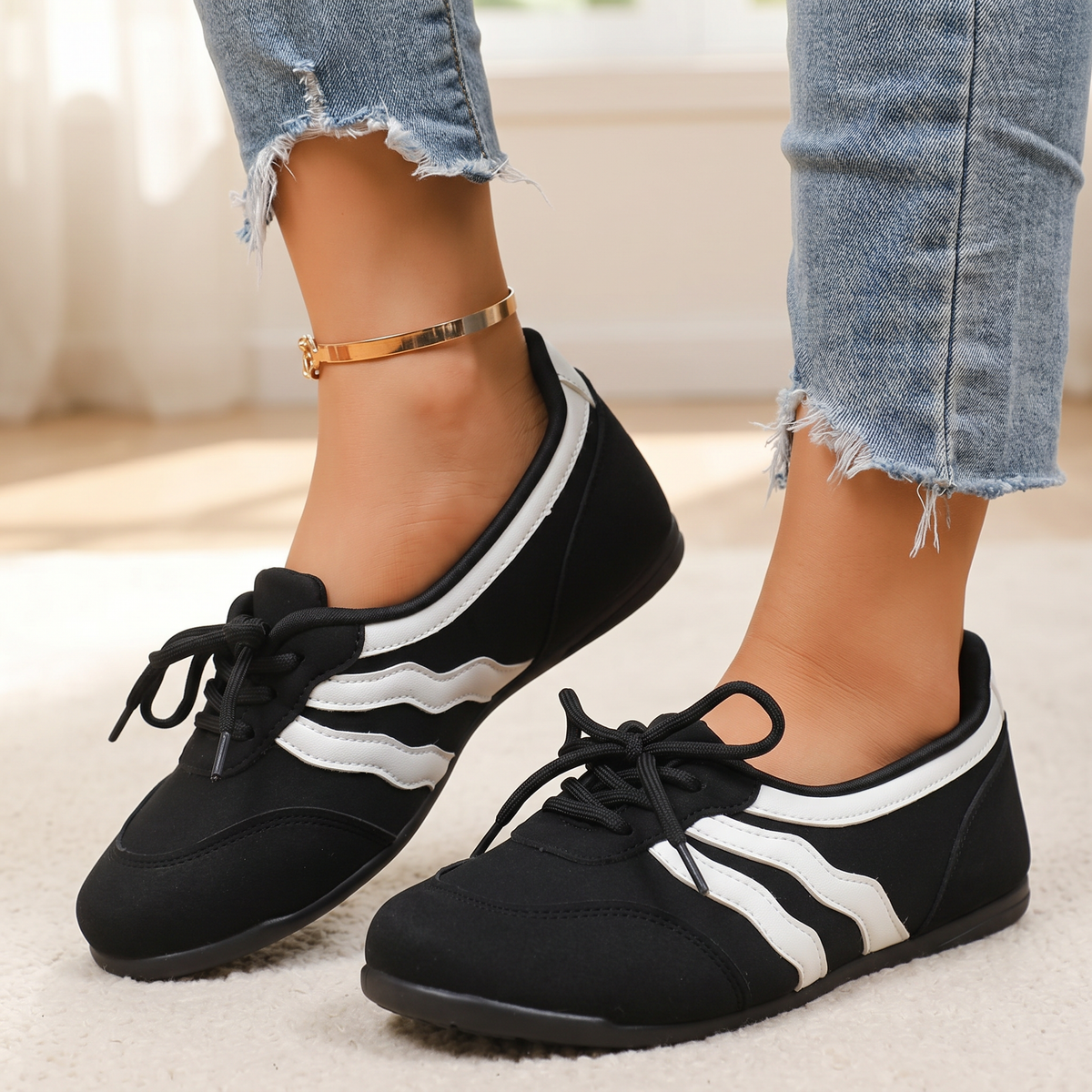 Damen Retro Slip-On Sneaker mit Wellenstreifen