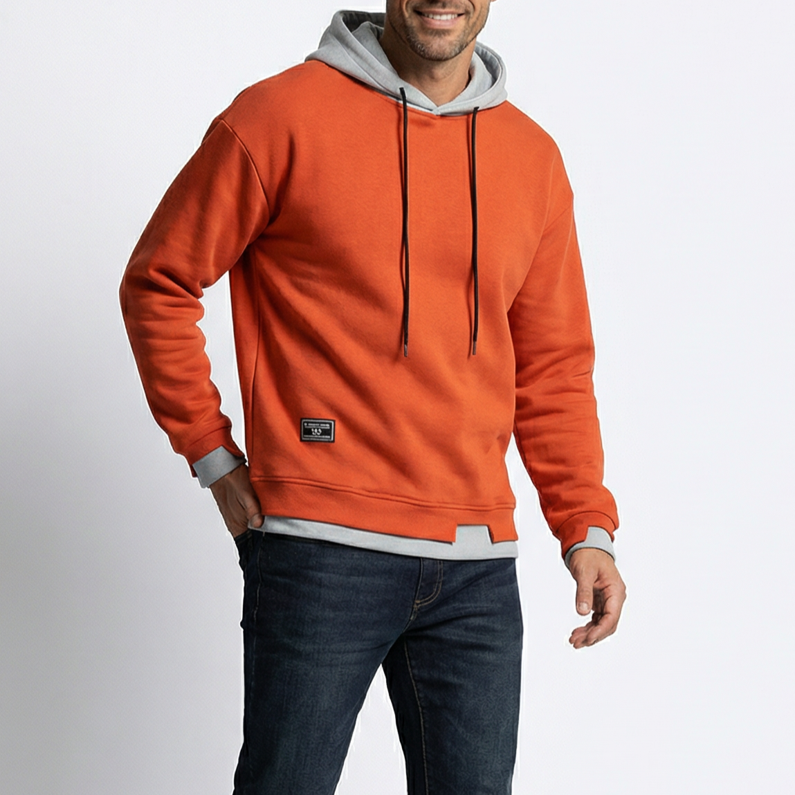 Zweifarbiger Kapuzenpullover mit weichem Fleecefutter