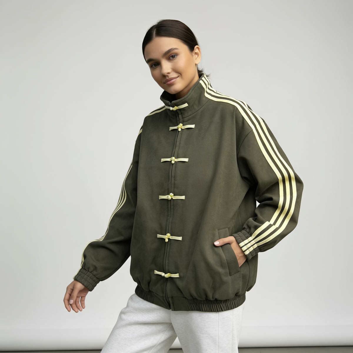 Damen Trainingsjacke im Retro Stil mit Kontraststreifen