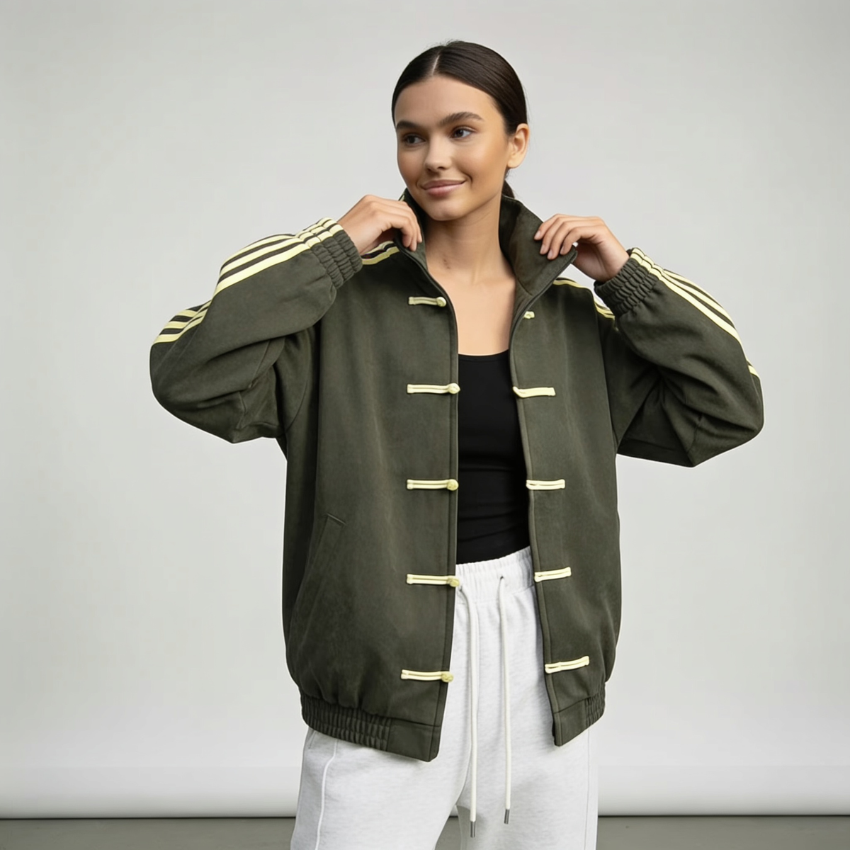 Damen Trainingsjacke im Retro Stil mit Kontraststreifen