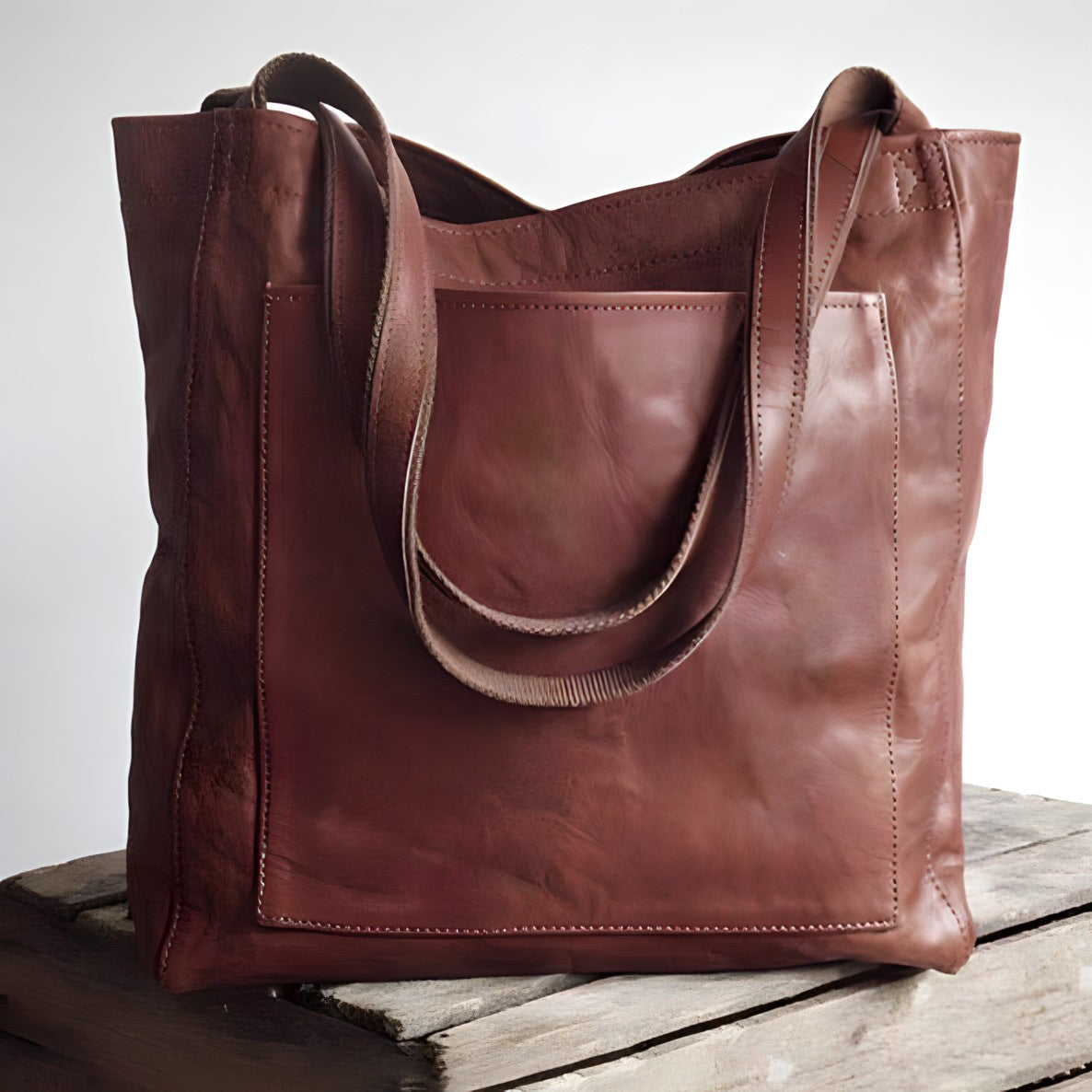 Geräumige Damen Handtasche aus Kunstleder mit Reissverschluss