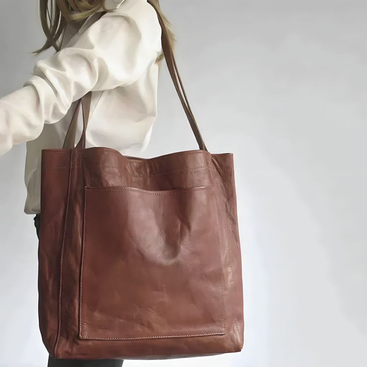 Geräumige Damen Handtasche aus Kunstleder mit Reissverschluss