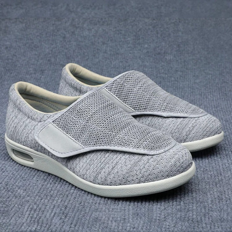 Weite Komfortschuhe aus Stretch-Mesh mit extra Platz
