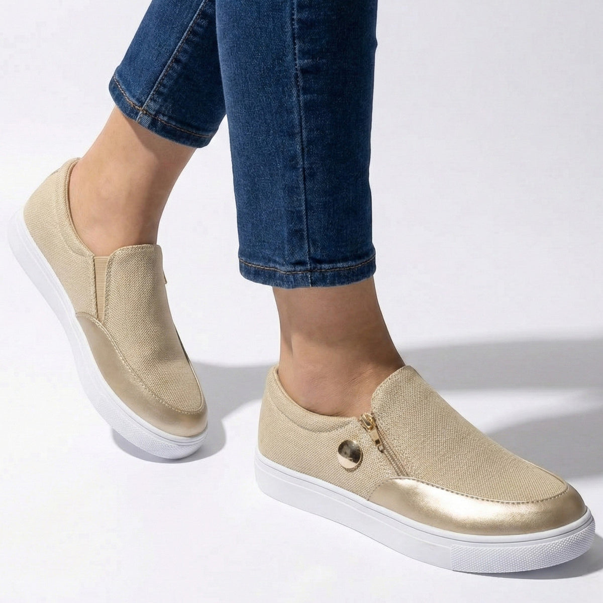 Damen Sneaker mit Seitenreissverschluss und atmungsaktivem Obermaterial