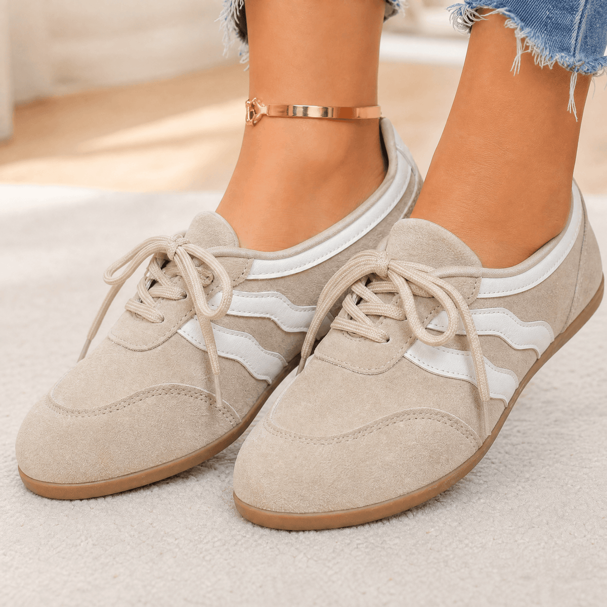 Damen Retro Slip-On Sneaker mit Wellenstreifen