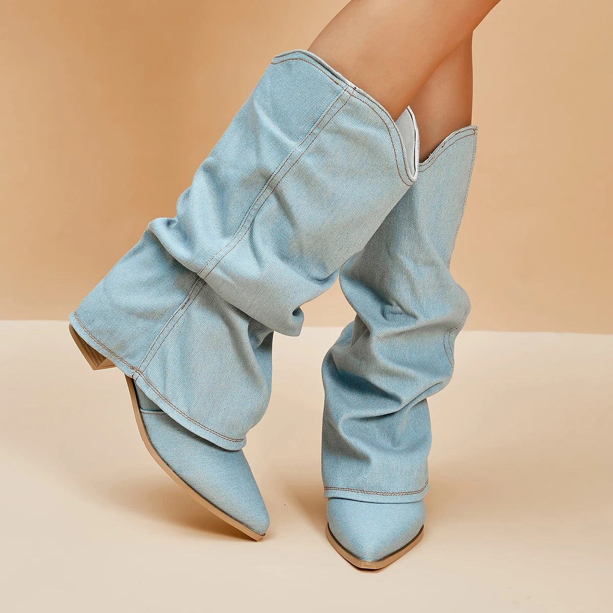Hohe Damen Plissee Stiefel mit spitzer Zehe und Blockabsatz