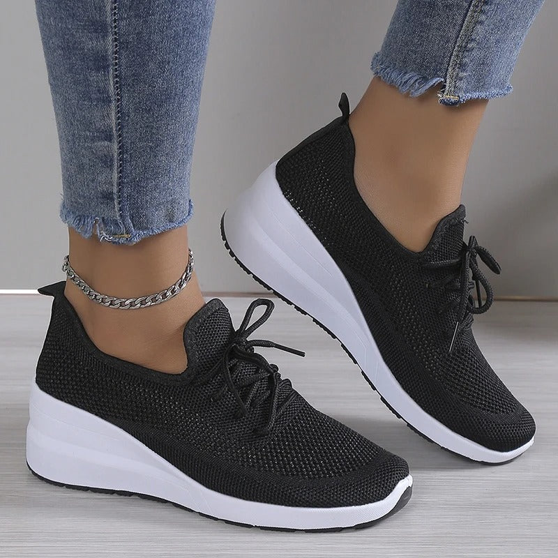 Damen Keil Sneaker mit atmungsaktivem Mesh