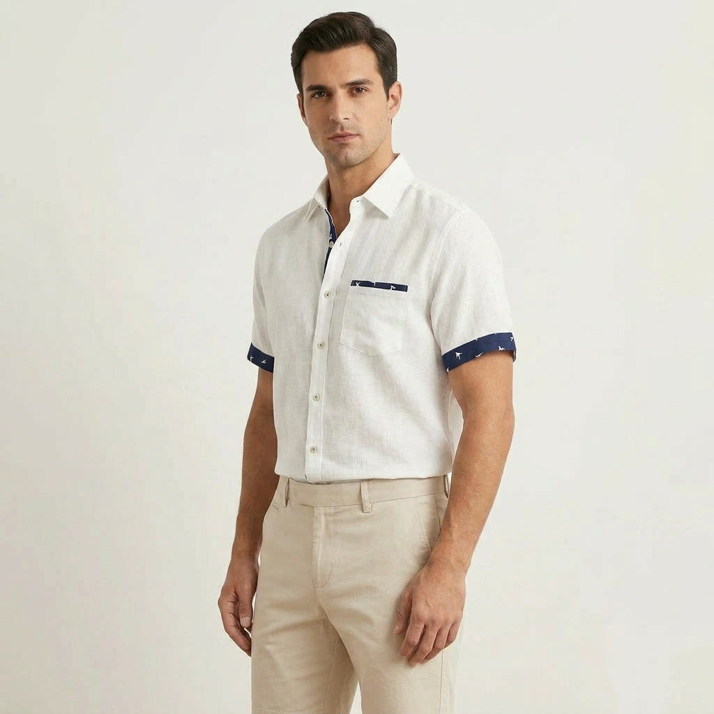 Elegantes Herrenhemd mit kurzen Ärmeln für den Sommer