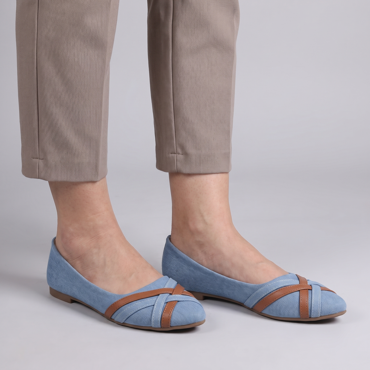 Orthopädische Slip-on Sneaker mit weiter Zehenbox für Damen