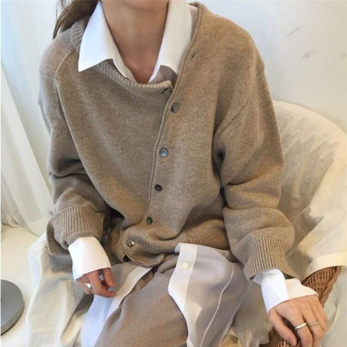 Damen Strickjacke In Wickeloptik Mit Asymmetrischen Knöpfen
