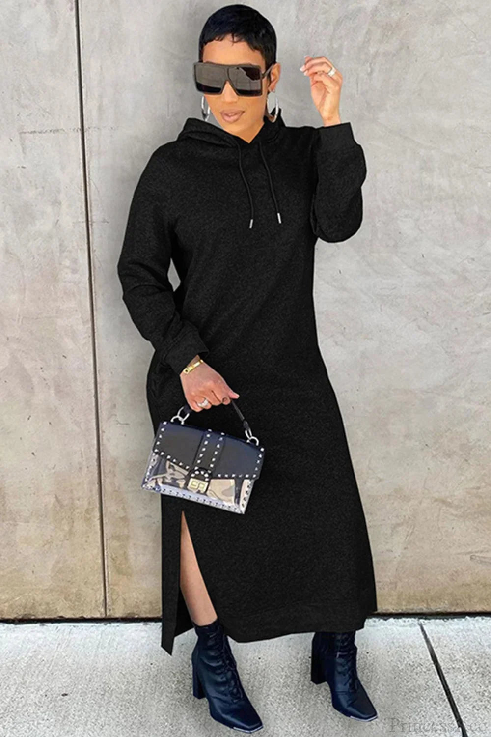 Langes Kapuzenkleid mit Beinschlitz und lockerer Taille