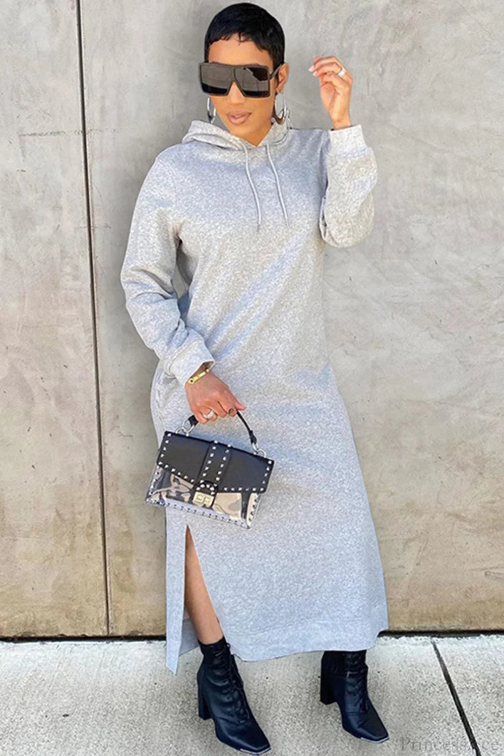 Langes Kapuzenkleid mit Beinschlitz und lockerer Taille