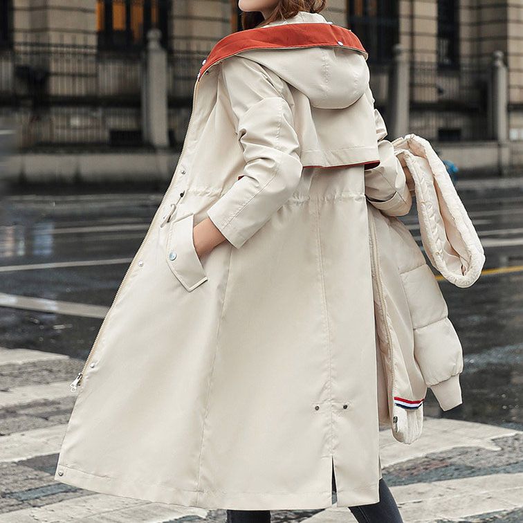 Wasserabweisende Damen Regenjacke mit Kapuze und Innenfutter