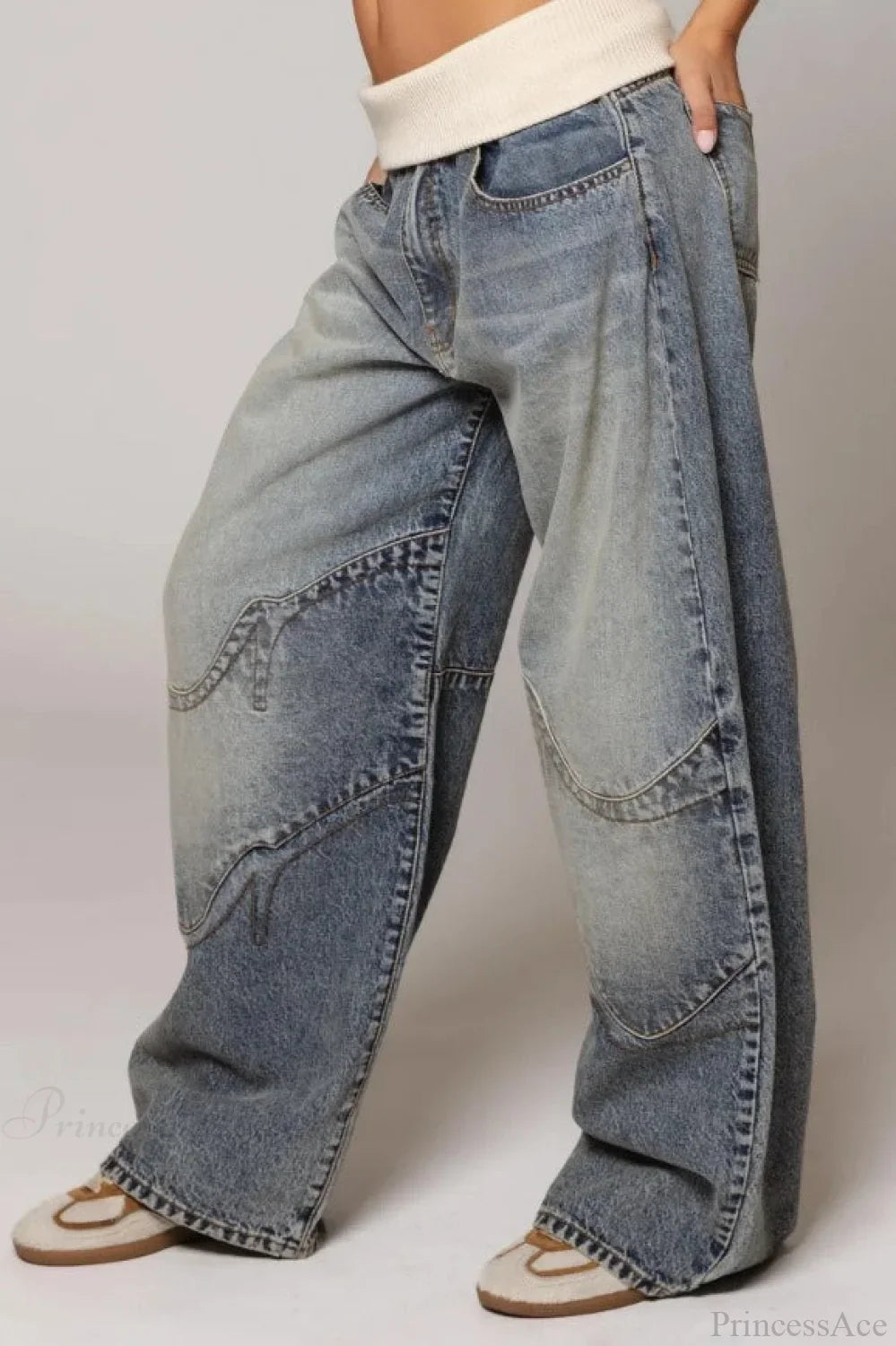 Lockere Jeans im Used-Look mit niedrigem Bund