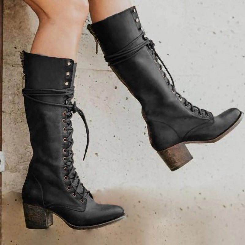 Orthopädische Schnürstiefel mit Seitenreißverschluss und Blockabsatz